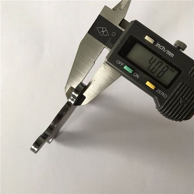 OEM Özelleştirilmiş Yüksek Hassasiyetli Alüminyum Bakır Metal Damgalama Parçaları Lazer Kesme Özelleştirilmiş Yapıtaş Metal Üretim Donanımı