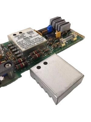 Özel Kalkan Kutusu Kutusu EMI RF Kalkanlık Kutusu Cep Telefonları için SPCC Yaprak Metal Parçaları PCB Dayanıklı Eğme Tipi