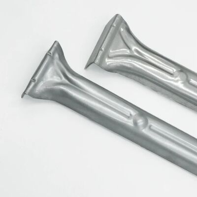 20 & 24 Inch Metal Asılı Bar Dolabı Gelişmiş Organizasyon için Hareketli Brackets